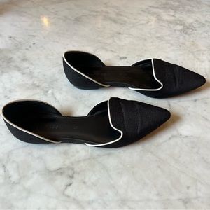 Joe Fresh - black and white linen flats size 8